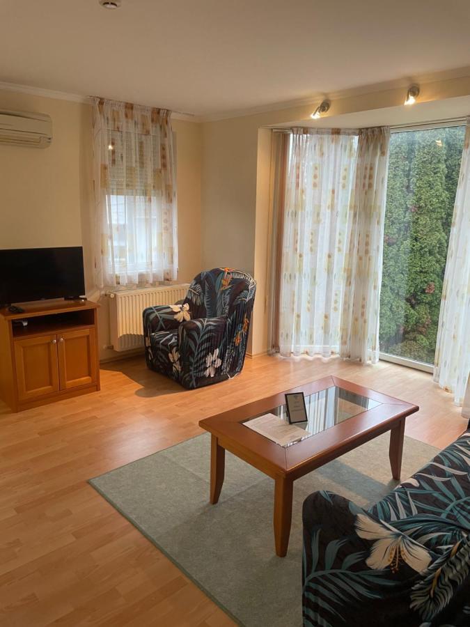 Garda Wellness Apartmanhaz Хевиз Экстерьер фото