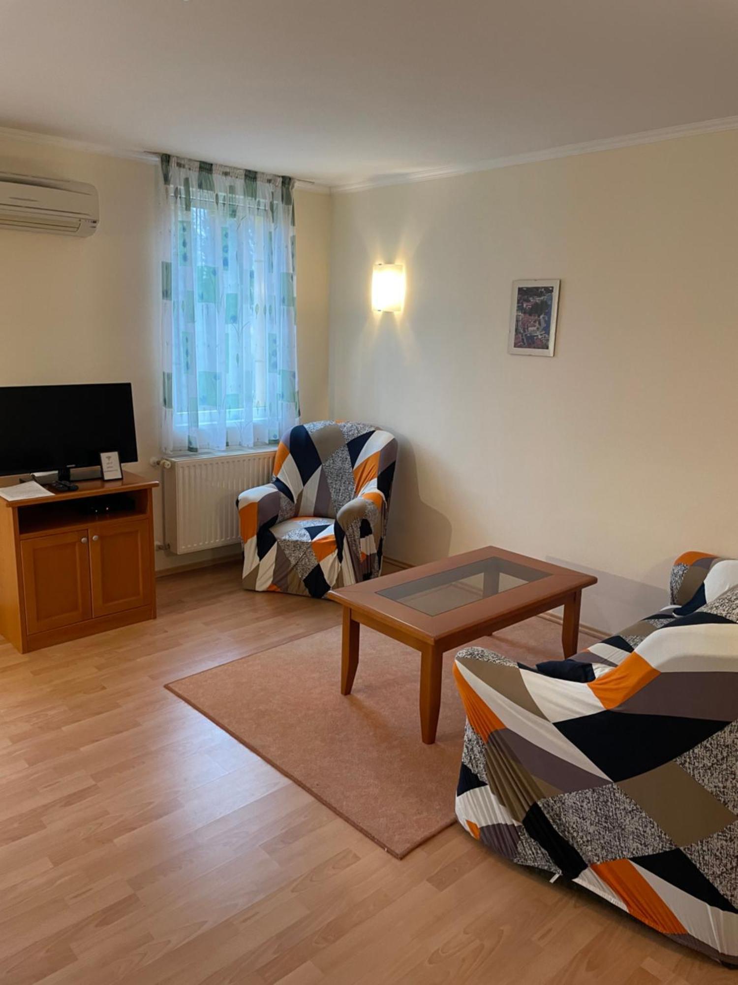 Garda Wellness Apartmanhaz Хевиз Номер фото