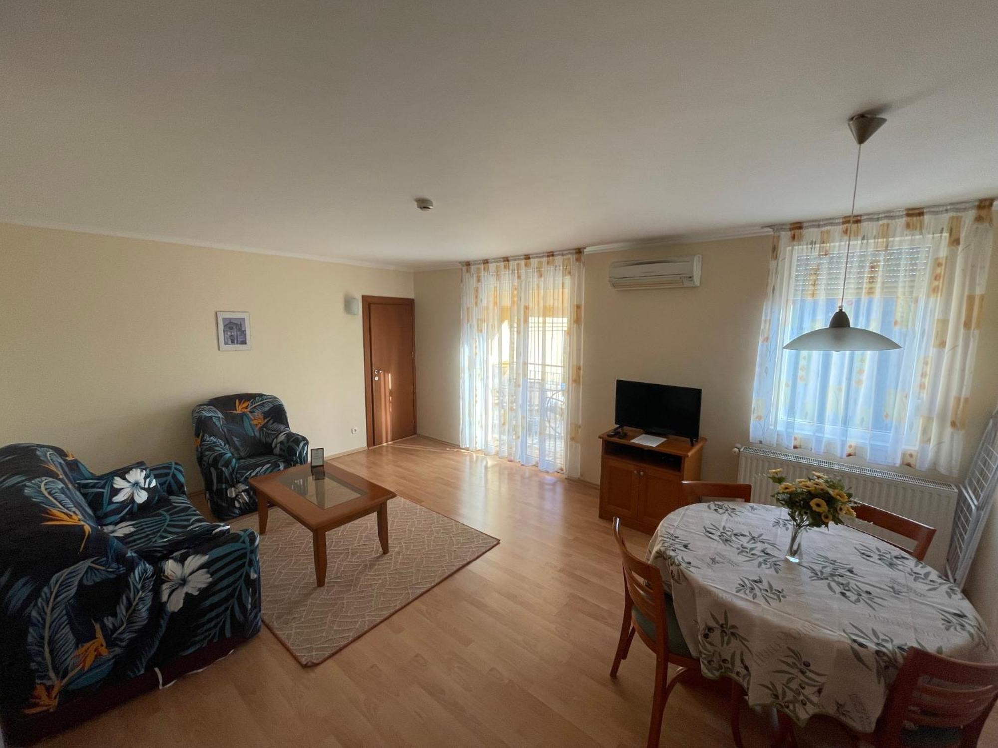 Garda Wellness Apartmanhaz Хевиз Номер фото