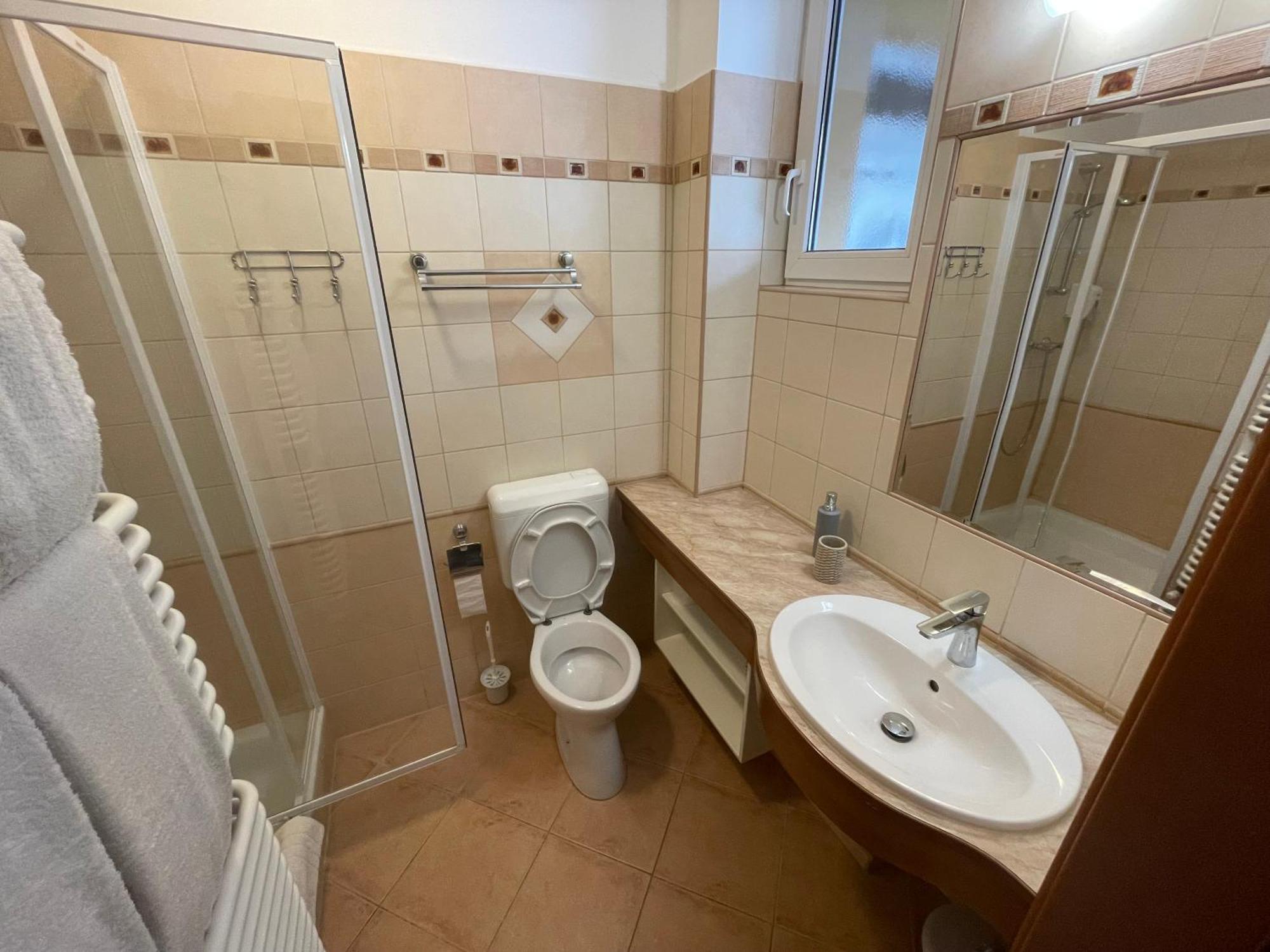 Garda Wellness Apartmanhaz Хевиз Номер фото